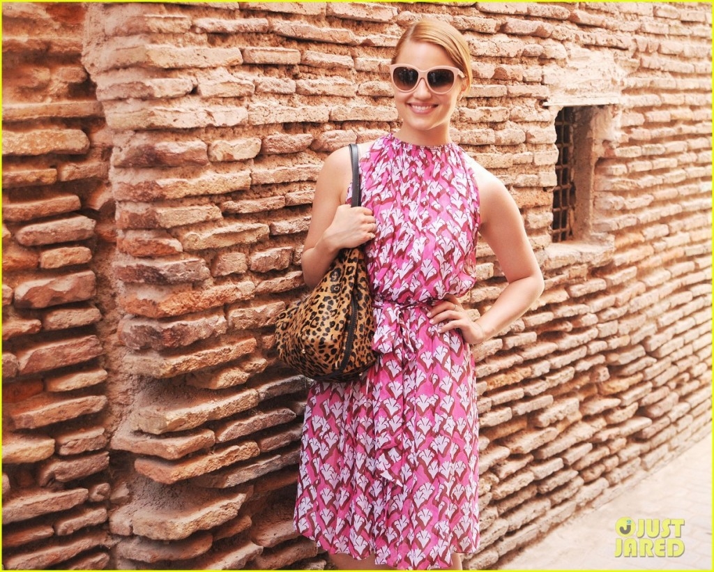 Photo: justjared.com